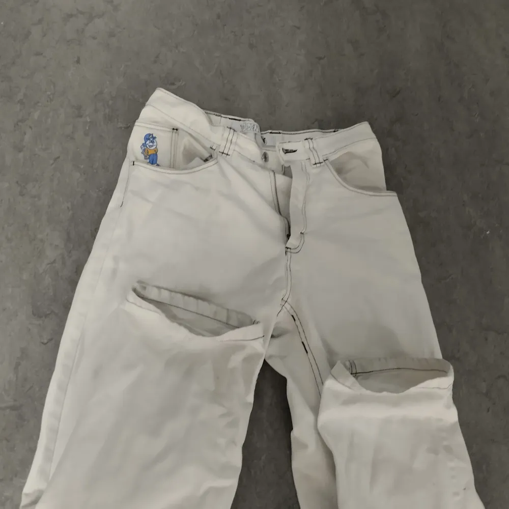 Fina jeans polar 93 i storlek 28/30. 8/10. Jeans & Byxor.