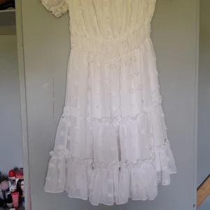 Kläning - Den perfekta skolavslutnings klänningen