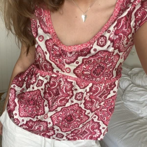 Sommartopp Odd Molly - Söt och somrig topp från Odd Molly. Säljs då den aldrig används