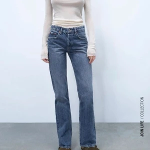 Zara jeans - Zara jeans mid raise straight💙 