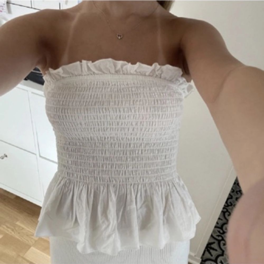 Jättefin topp från Gina, knappt använd💕lånade bilder. Toppar.