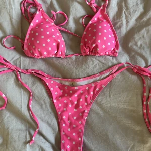 Bikini - Bikini från zaful knappt använd. Strl S