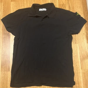 Stone island skjorta rep - En fin Stone island skjorta knappt använd, Replika 1/1 riktigt bra kvalitet