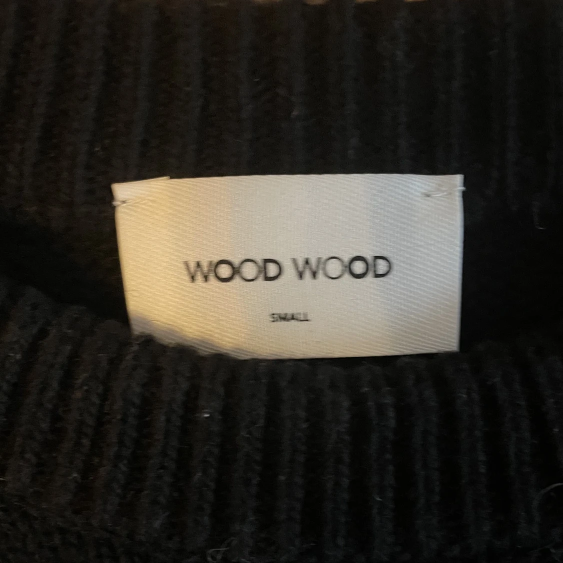 Svart double A tröja  - 91