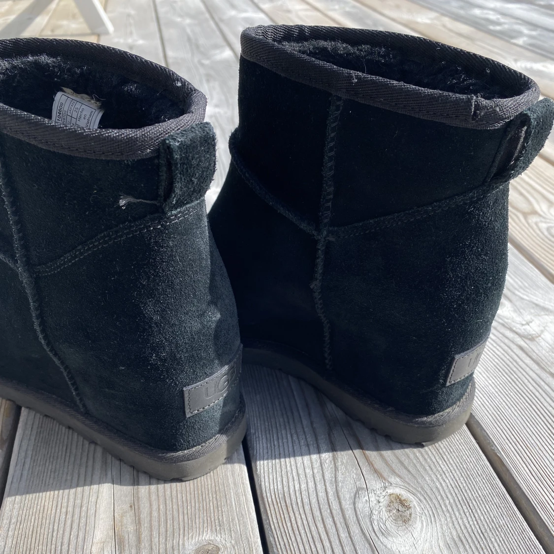 Uggs  - 90