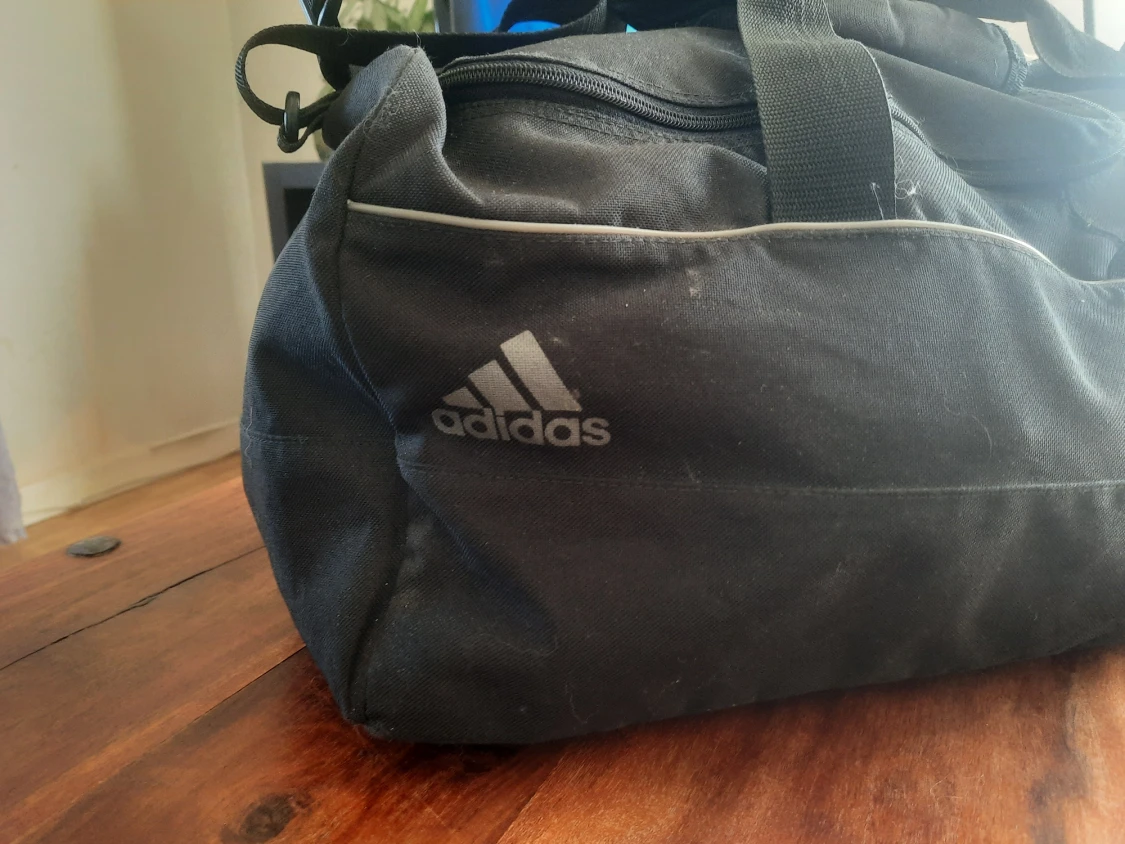 Adidas träningsväska - 90