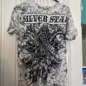 Silver star tröja med overall print