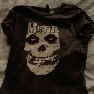 Mistfits tshirt köpt på hm för några år sedan! Mycket bra skick