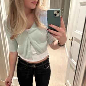 Glittrig bolerokofta - Superfin mintgrön glittrig bolerokofta! Storlek S💕