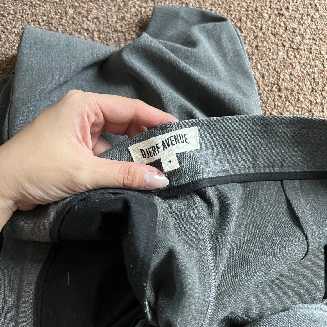 Djerf Avenue Favorite Pants Grey S - 91