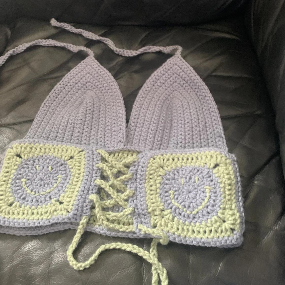 Smiley virkadtopp  - 90