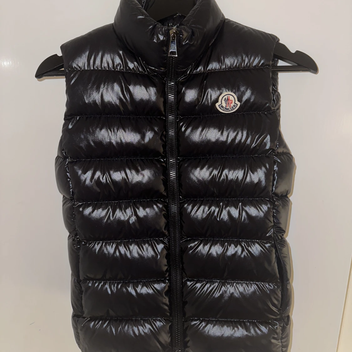 Moncler väst storlek XXS