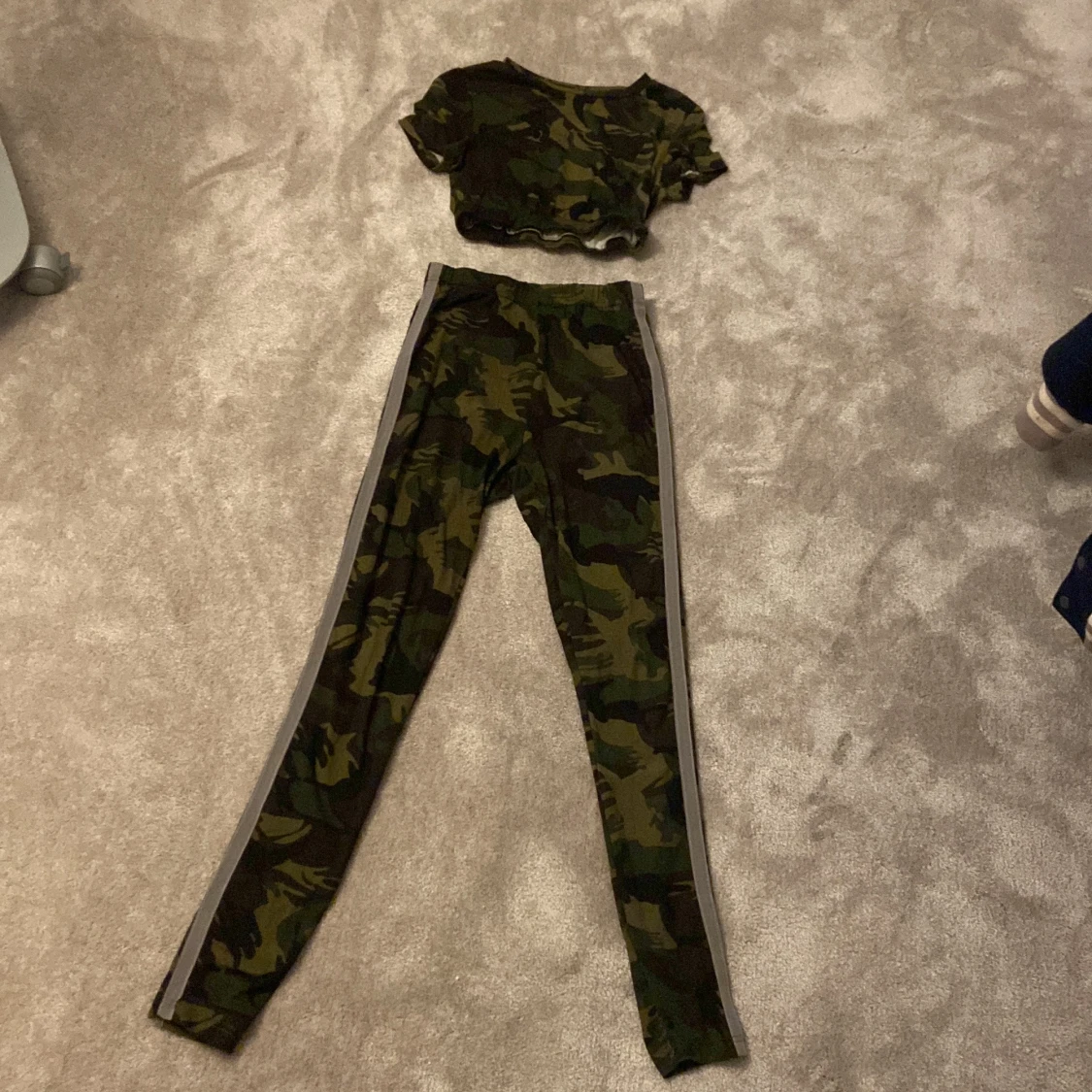 Tränings kit i kamouflage färg