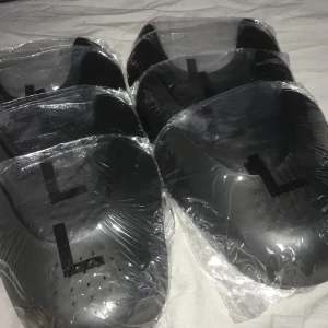 Crease protectors - Crease protectors från storlek 40-46. Ett par 50kr. 3 för 120kr. Har totalt 12 par.