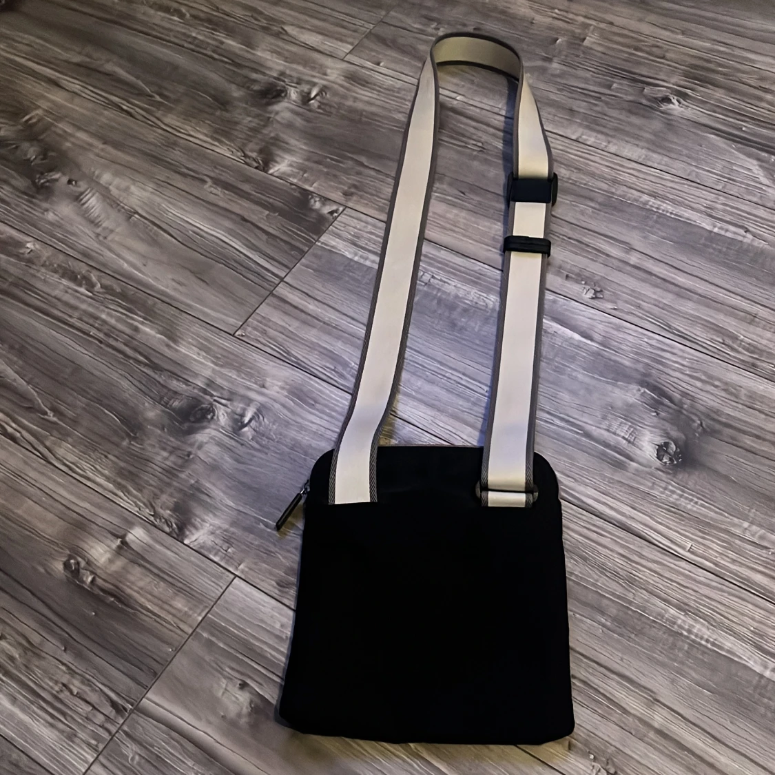 Axel väska från hugo Boss - 90