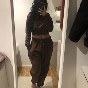 Mjukisset  - Säljer min andra mjukisset från boohoo🍫