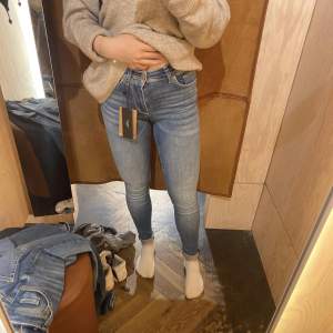 Jeans från Vera Moda i storlek xss/xs/30