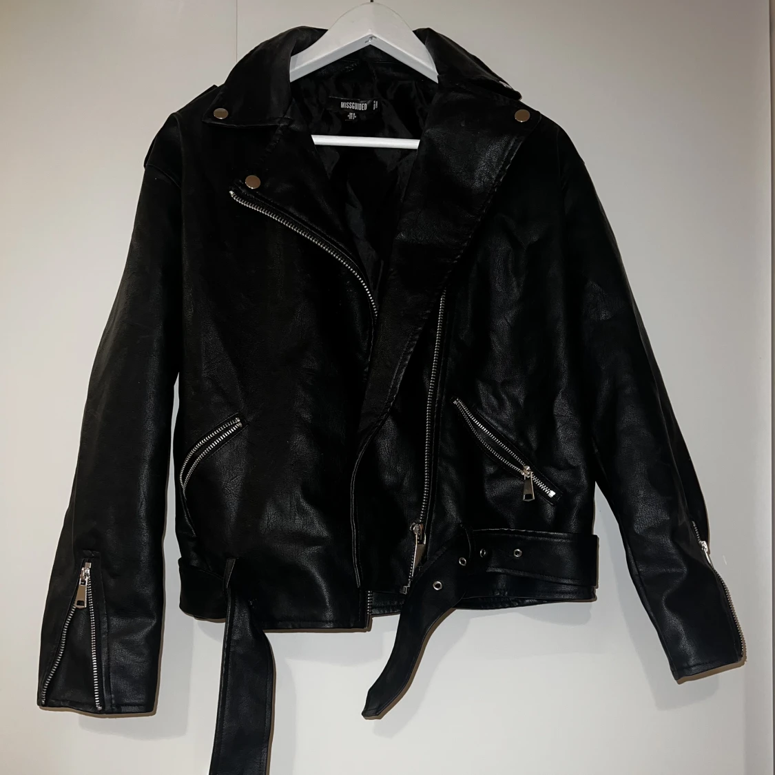 Fake skinnjacka  - 90