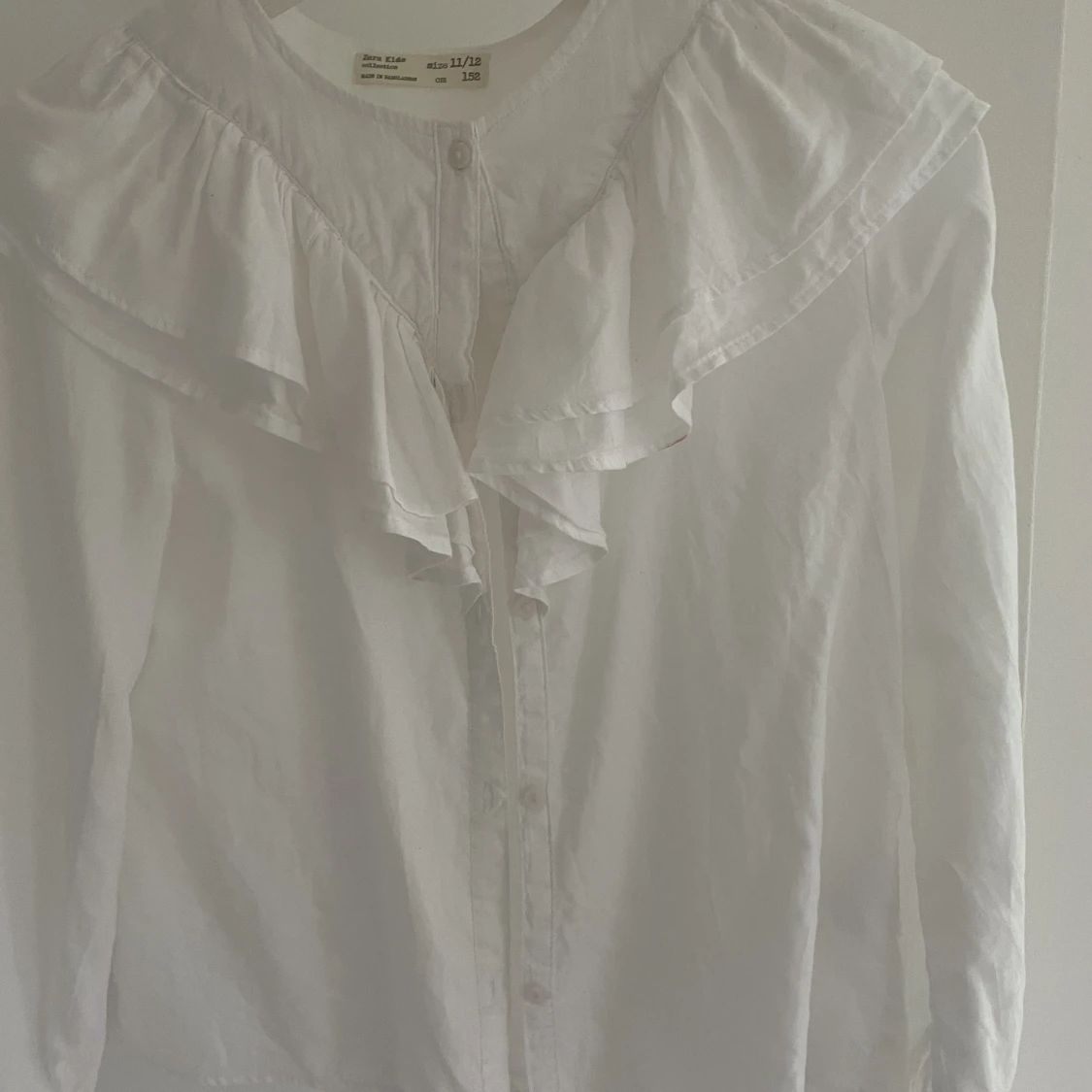 Vit tröja/blus