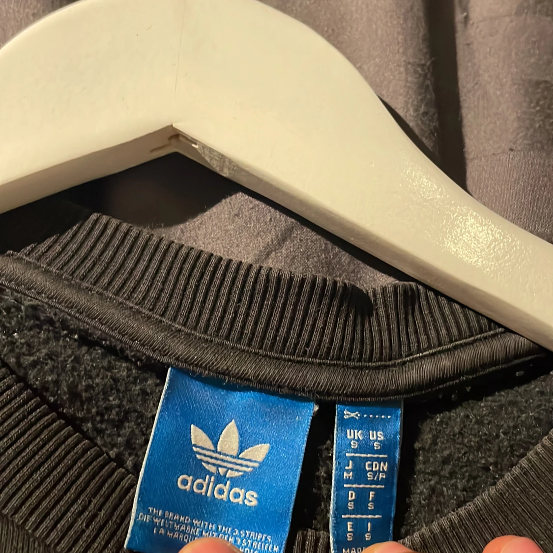 Adidas  - 91