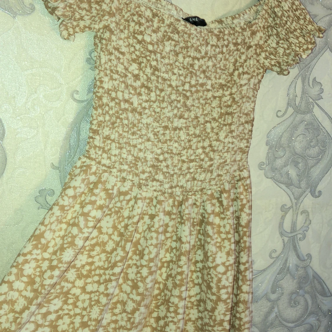 Beige kort sommarklänning  - 91