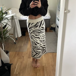 Zebrakjol - Superfint skick, storlek xs!🖤