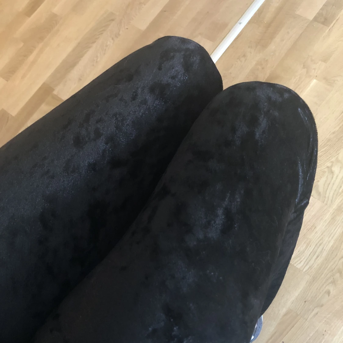 Valvet utsvängda byxor - 91