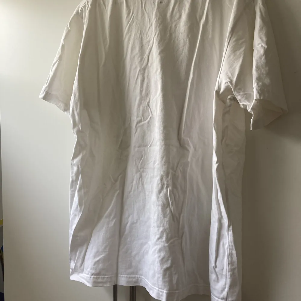 Keith Haring Uniqlo t-shirt stl: XL Sparsamt använd utan fläckar eller hål. T-shirts.