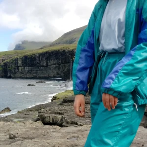 Retro träningsset från Nike - Äkta vintage set från Nike! Finns fler bilder samt bild på loggan! 