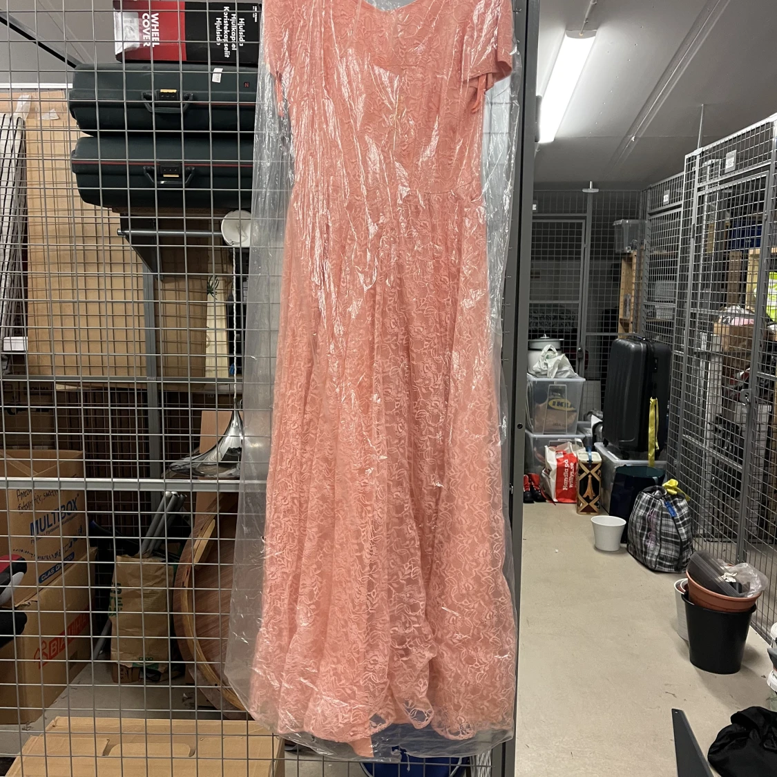 Aprikosfärgad bröllopsklänning  - 90