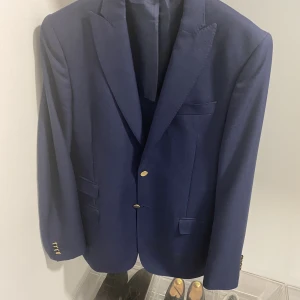 J.Lindeberg Kavaj - J.Lindeberg Kavaj nypris 2999kr Använd vid ett tillfälle, Slim fit storlek 50R