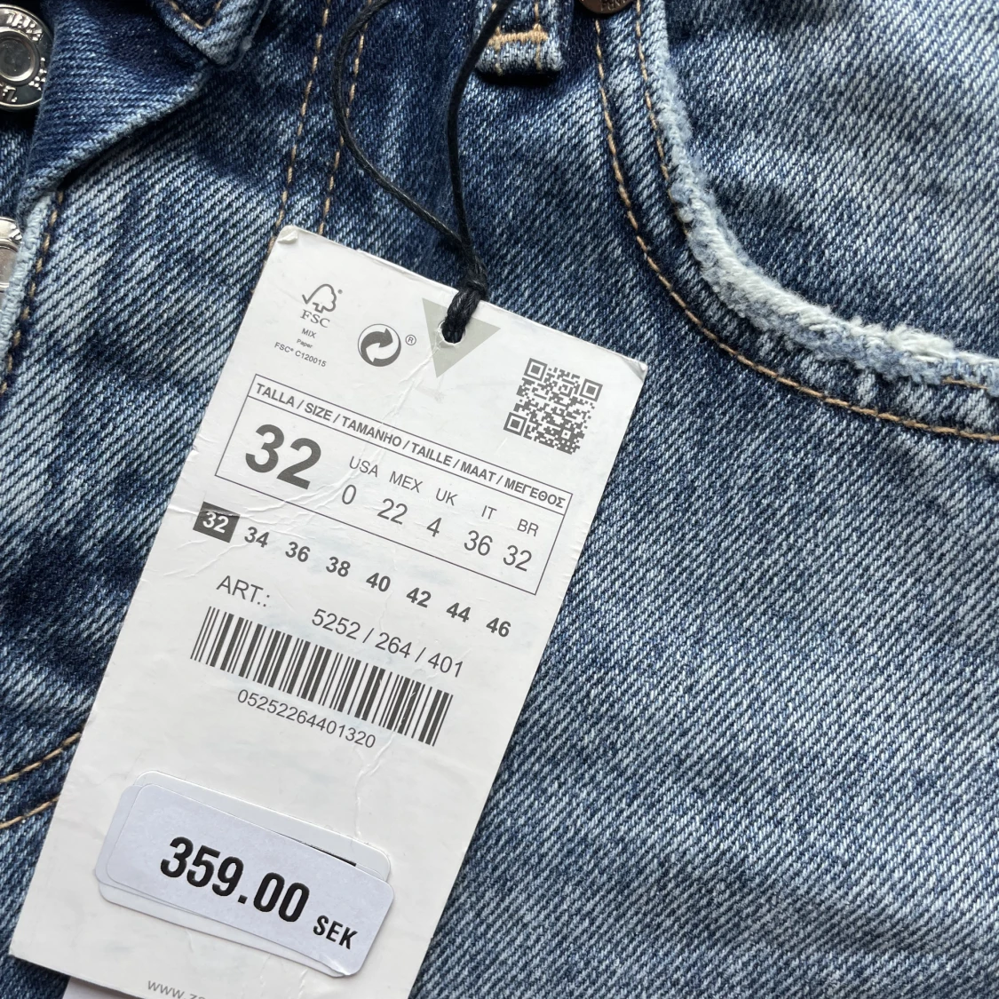 Raka jeans med mid waist från Zara! - 91