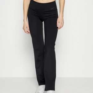 Nike yoga pants - Nike yoga pants, svart oanvänd i str S