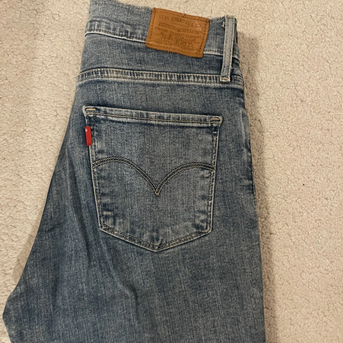 Levis jeans  - 90
