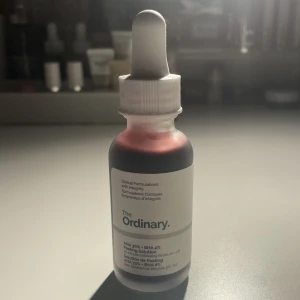 The ordinary  - AHA 30% + BHA 2% peeling solution testad fåtal gånger 🙌🏻💕lägg prisförslag ( ny pris 120 )