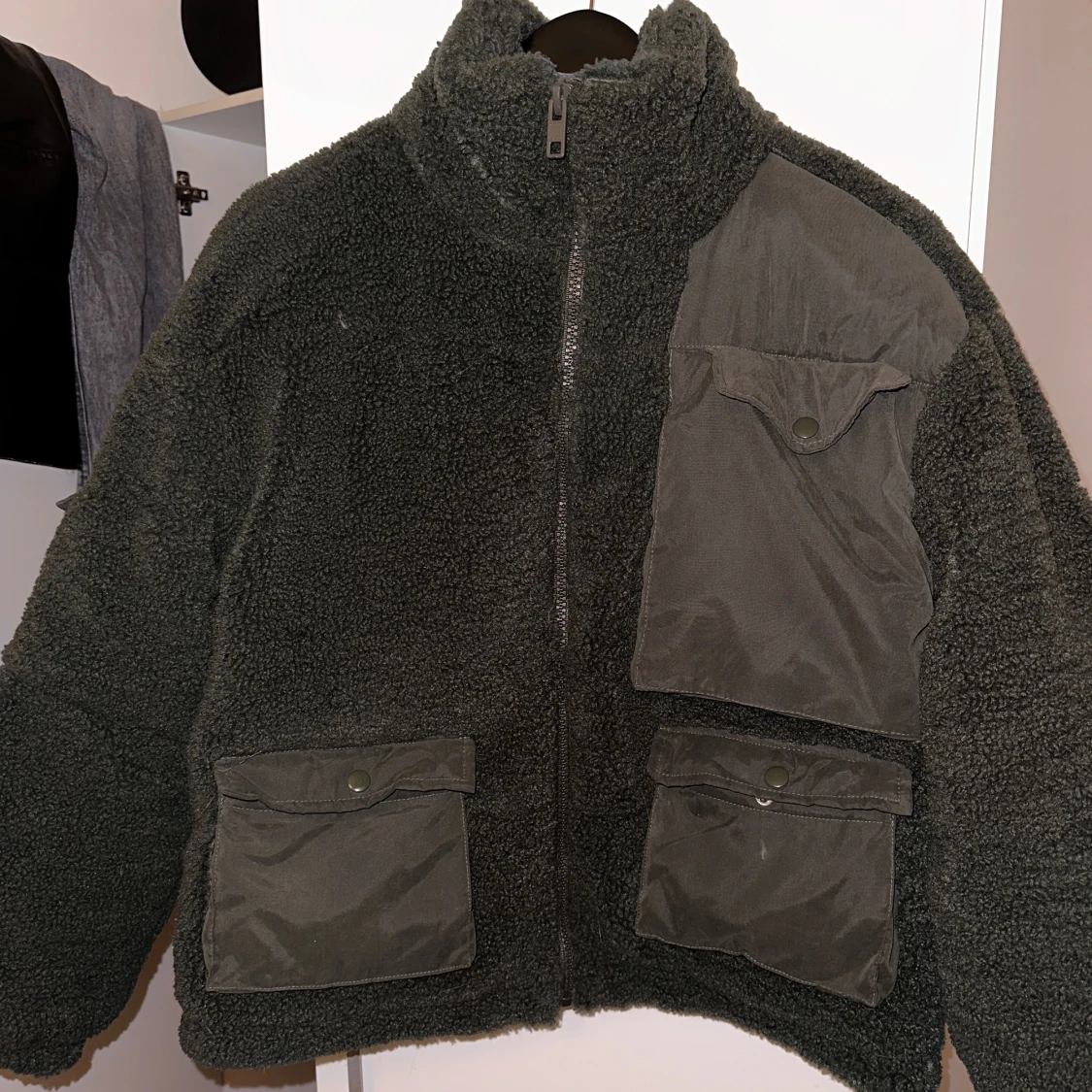 Grön puffjacka  - 91