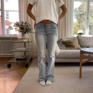 Low waist jeans  - Så snygga low waist jeans 
