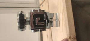 Pacco Rabanne Phantom 100Ml ( Herrdoft, Herrparfym) - Hej,  - Säljer nu denna söta goda parfymen då den inte kommer till så stor användning ftersom  - Jag har en stor parfym kollektion. Den är nästintill full, endast några spurt använda. - kan garantera att du får komplimanger med denna på! Den är en magnet.