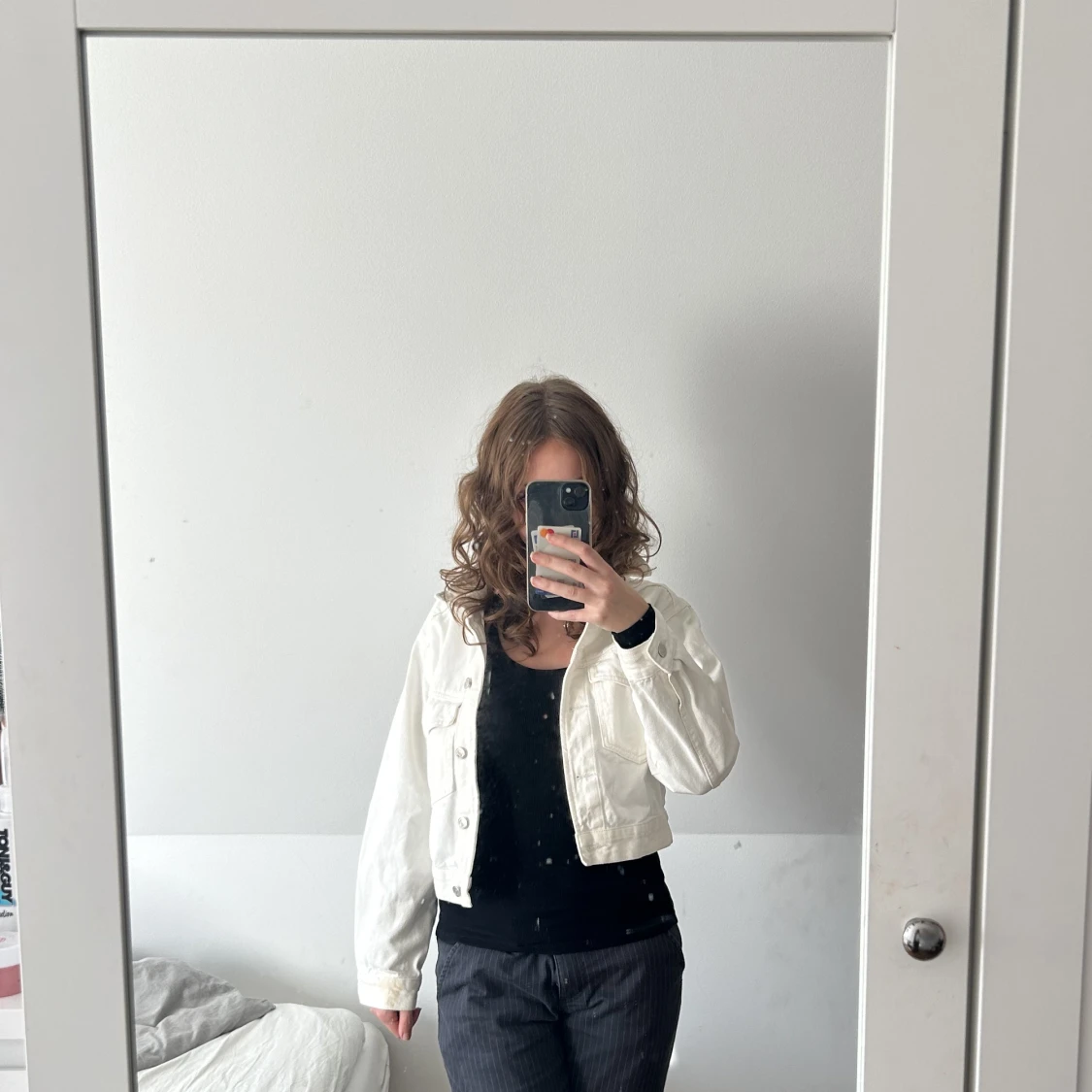 jeansjacka från gina tricot