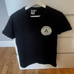 T-shirt från Northern hooligans använd men fint skick 