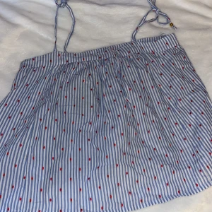 Linne/nattlinne  - Ett linne från South Beach i storlek 8 dvs 36/S. Helt ny. 