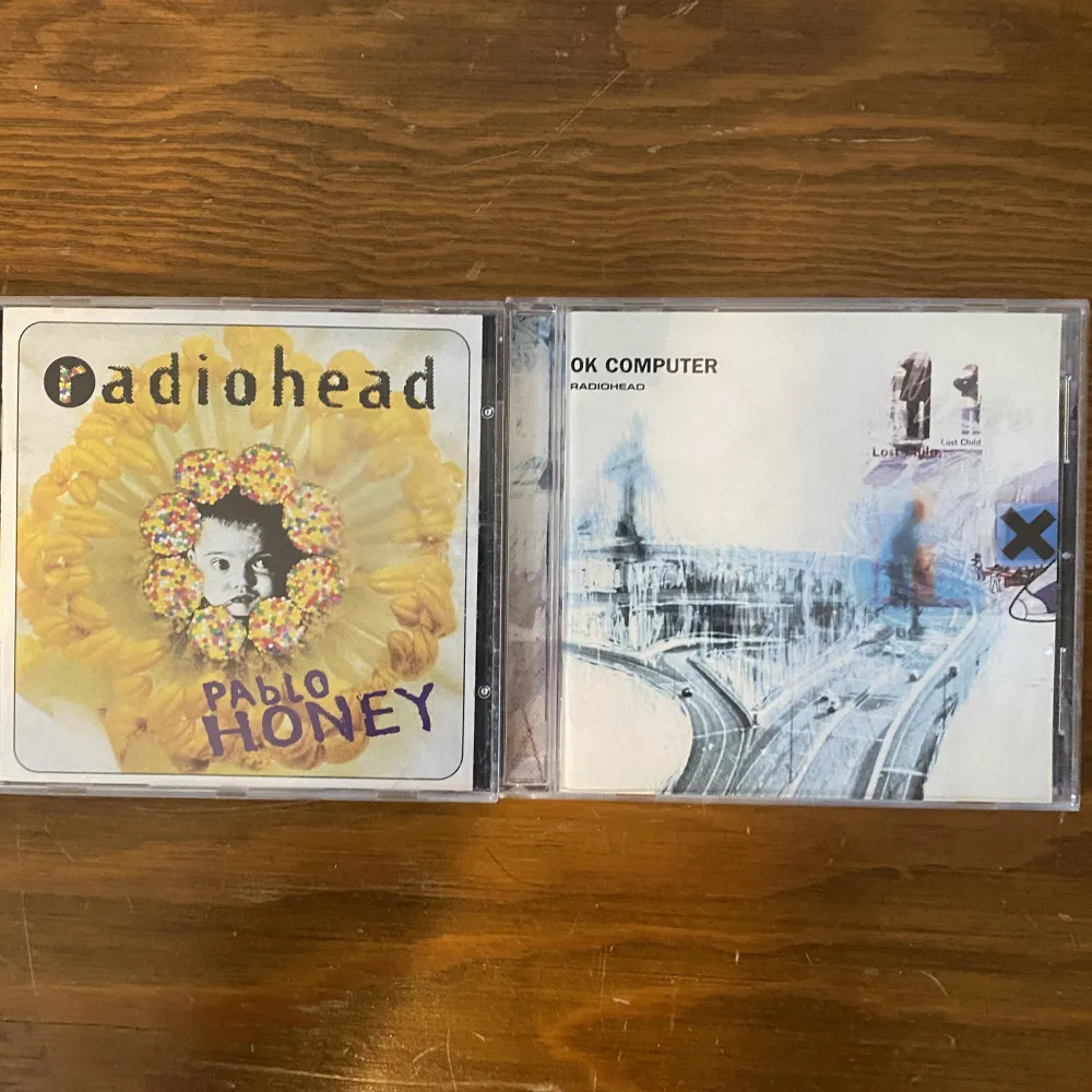 2 st radiohead cd-skivor . Övrigt.