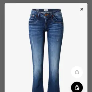 jätte fina ltb jeans i nyskick storlek 27/34 säljer då dem va för långa på mig❤️ passar även 27/32
