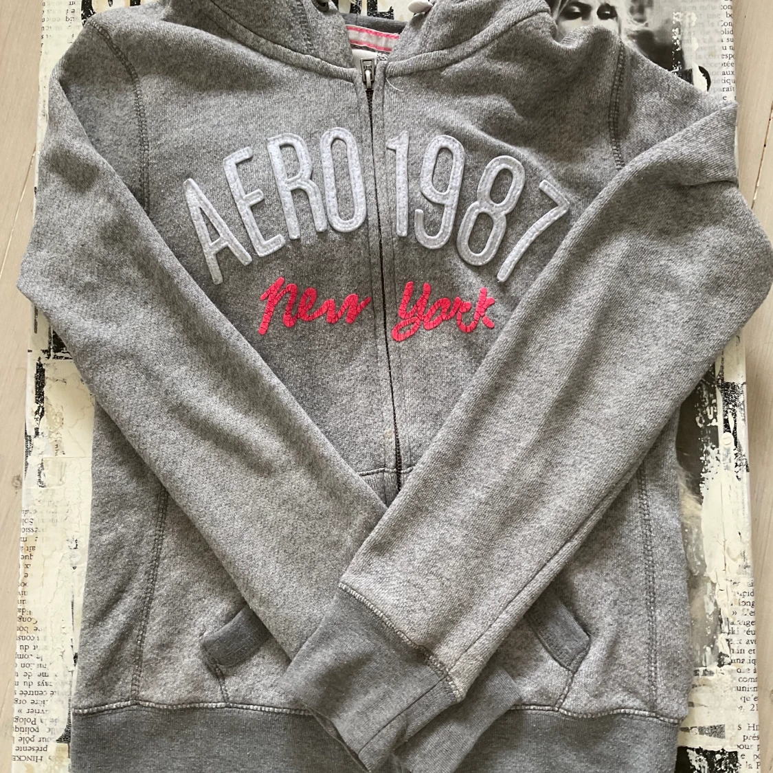 Fin zip up hoodie 