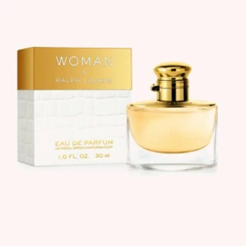 Parfym (EdP) Ralph Lauren ”Woman” 30 ml. Aldrig använd. Nypris som billigast 529, som högst 676. . Accessoarer.