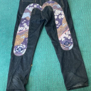 Evisu jeans. Super baggy  - Evisu jeans almost never used. They were to big for me.