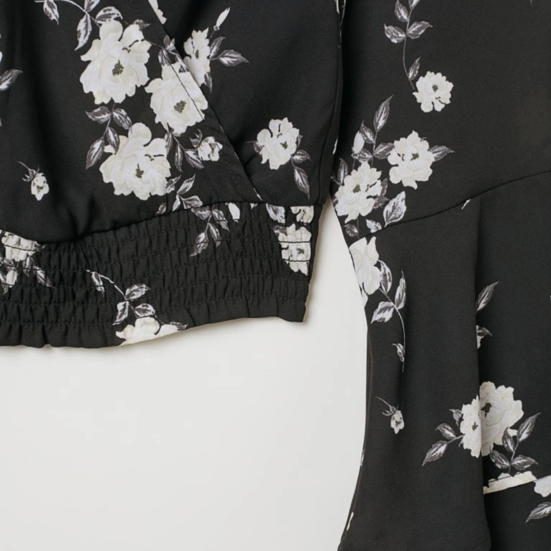 Blommig omlottopp  - 91