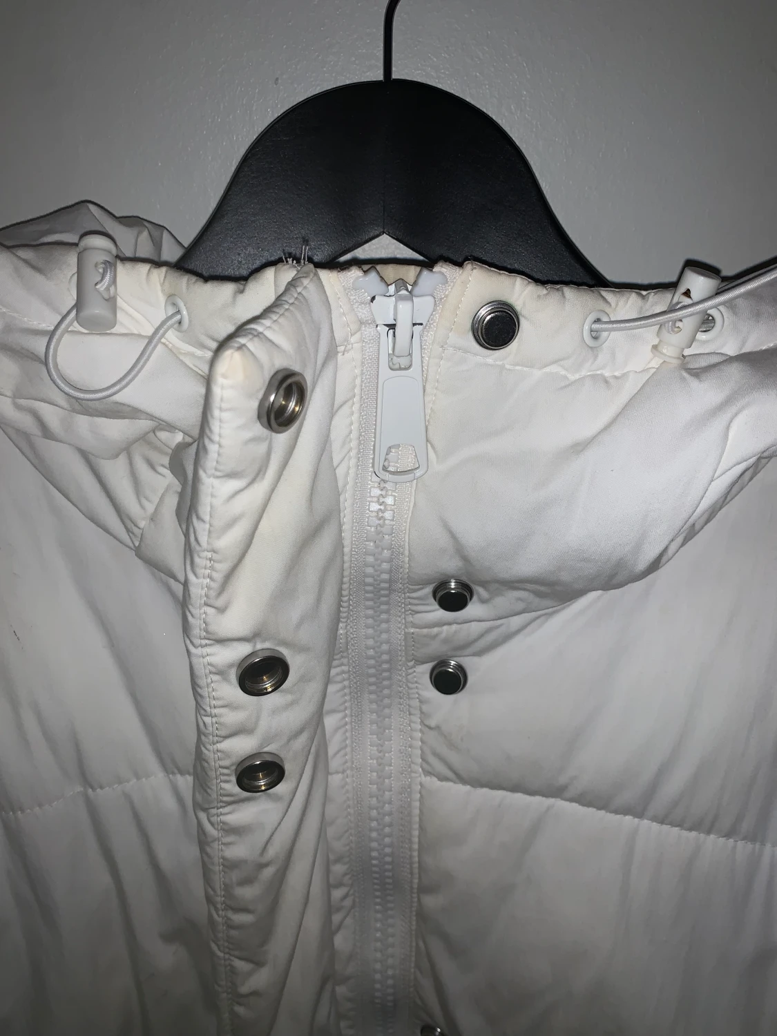 Lång vit pufferjacka - 90