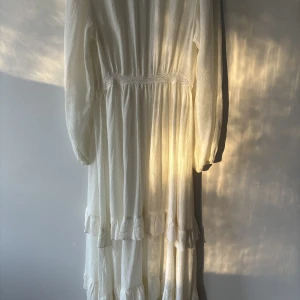 Abaya eller strandklänning - Jätte fin köpt på Forever 21 i USA för 1000 kr ny. 