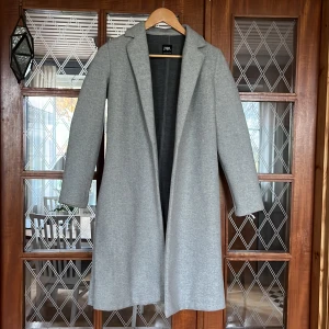 Kappa från Zara - Nyskick använd typ 2ggr